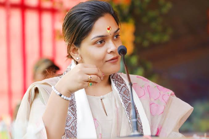 ନବ ଦାସଙ୍କ ହତ୍ୟା ପ୍ରସଙ୍ଗରେ ମୁହଁ ଖୋଲିଲେ ଦୀପାଳି ଦାସ ।