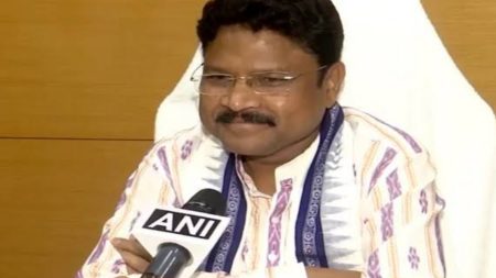ବନ୍ୟା ସ୍ଥିତି ନେଇ CDMOଙ୍କୁ ଆଲର୍ଟ ରହିବାକୁ ନିର୍ଦ୍ଦେଶ ଦେଲେ ସ୍ବାସ୍ଥ୍ୟ ବିଭାଗ