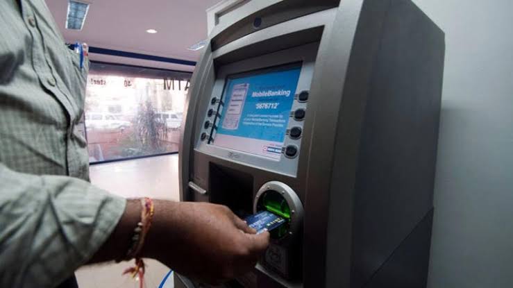 ATM ରୁ ଟଙ୍କା ଉଠାଇବା ଏବେ ପଡିପାରେ ମହଙ୍ଗା
