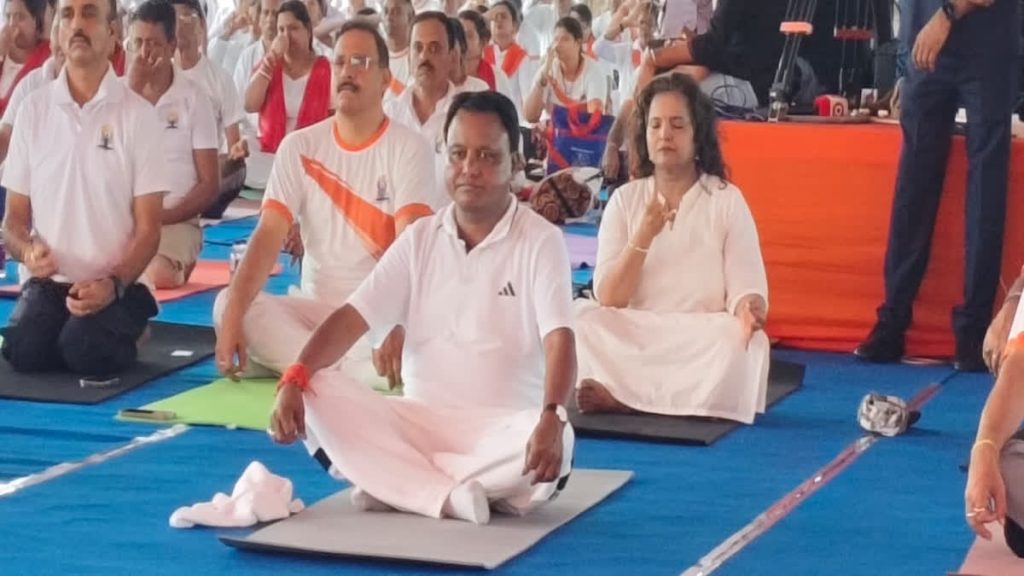 ଖୁବଶୀଘ୍ର ବିଦ୍ୟାଳୟ କାର୍ଯ୍ୟକ୍ରମରେ ଯୋଗକୁ ସାମିଲ କରାଯିବ – ମୁଖ୍ୟମନ୍ତ୍ରୀ।