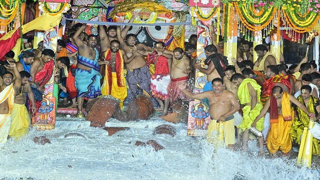 ଆଜି ମହାପ୍ରଭୁଙ୍କ ଅଧରପଣା ନୀତି