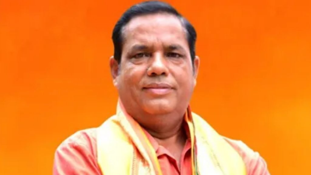 ଉପାସରେ ପ୍ରଭୁ ଲିଙ୍ଗରାଜ: ସେବାୟତଙ୍କ ଉପରେ କ୍ଷୋଭ ପ୍ରକାଶ କଲେ ଏକ୍ରାମ ବିଧାୟକ