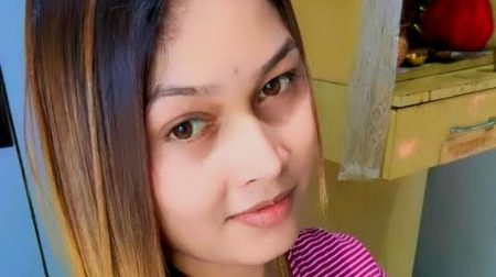 ଆପତ୍ତି ଜନକ ଦୃଶ୍ୟ କରିବାରୁ ନିଶା ମହାରଣାଙ୍କୁ ଚେୟାର ମାଡ଼