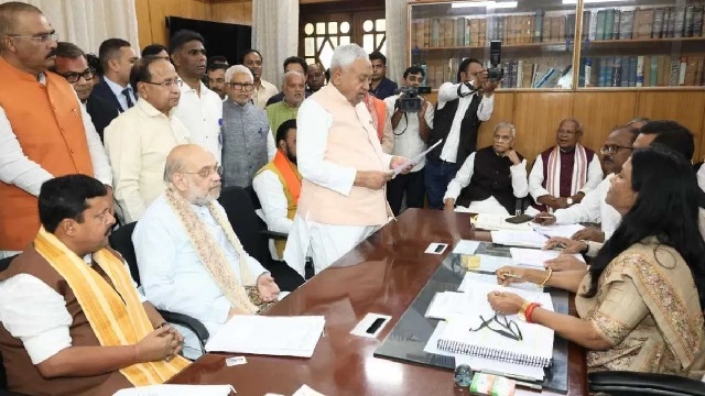 ରାଜ୍ୟସଭା ପାଇଁ ପ୍ରାର୍ଥୀପତ୍ର ଦାଖଲ କଲେ ନୀତିଶ କୁମାର, ମୁଖ୍ୟମନ୍ତ୍ରୀ ପଦରୁ ଦେବେ ଇସ୍ତଫା