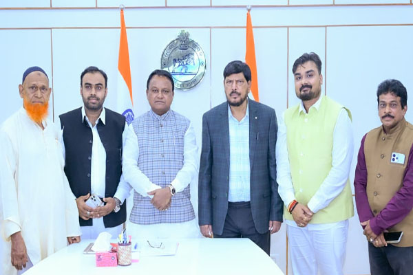 ମୁଖ୍ୟମନ୍ତ୍ରୀଙ୍କୁ ଭେଟିଲେ କେନ୍ଦ୍ରମନ୍ତ୍ରୀ ରାମଦାସ ଅଠାୱଲେ