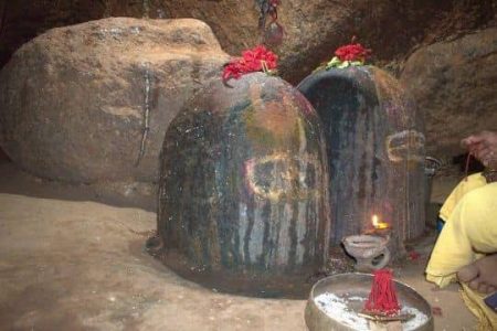 ଶ୍ରାବଣ ତୃତୀୟ ସୋମବାର, ଜଳଲାଗି ପାଇଁ ଭକ୍ତଙ୍କ ଲମ୍ବା ଲାଇନ୍