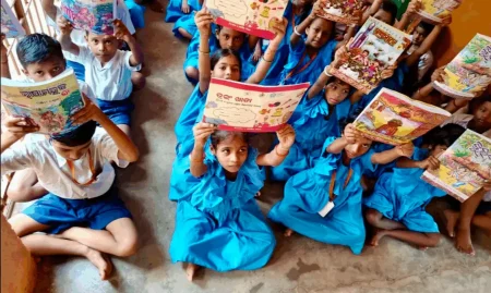 ତ୍ରୁଟି ସୁଧାରିଲା ଗଣଶିକ୍ଷା ବିଭାଗ | ଛାତ୍ର ଛାତ୍ରୀଙ୍କୁ ମିଳିଲା ନୂଆ ପାଠ୍ୟପୁସ୍ତକ